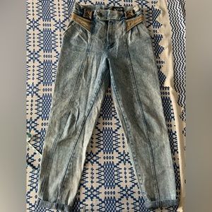 Vintage Acid Wash High Waisted Jeans / Leather Embellishments/ Size 29/30